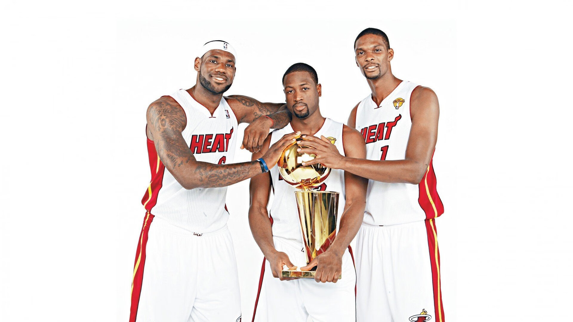 沃尔夫斯堡后卫遭遇伤病，球队人心惶惶，沃尔夫斯堡足球队最新新闻